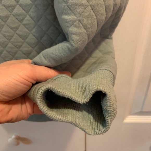 Properly Tied Quilted Pullover - Picture 4 of 9